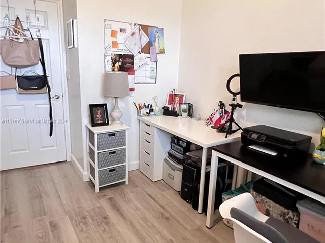 2935 SE 1st Dr # 11, Homestead FL 33033