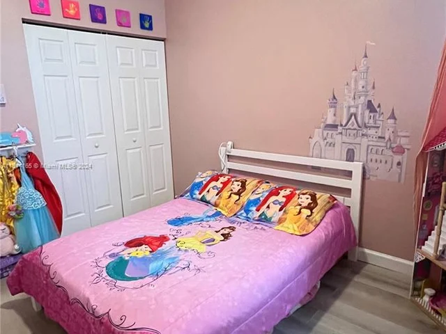 2935 SE 1st Dr # 11, Homestead FL 33033