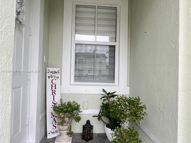 2935 SE 1st Dr # 11, Homestead FL 33033