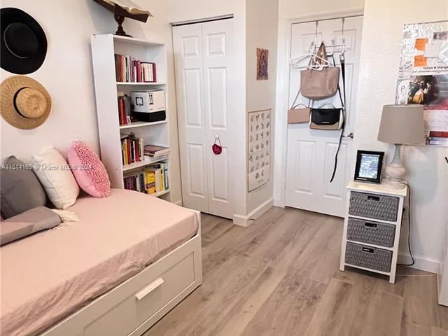 2935 SE 1st Dr # 11, Homestead FL 33033