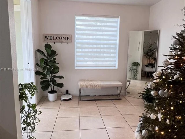 2935 SE 1st Dr # 11, Homestead FL 33033