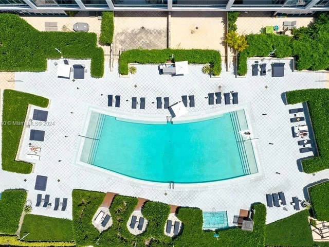 6899 Collins Ave # 2208, Miami Beach FL 33141