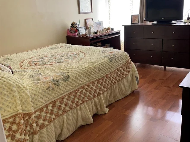 8027 Lagos De Campo Blvd # 4, Tamarac FL 33321