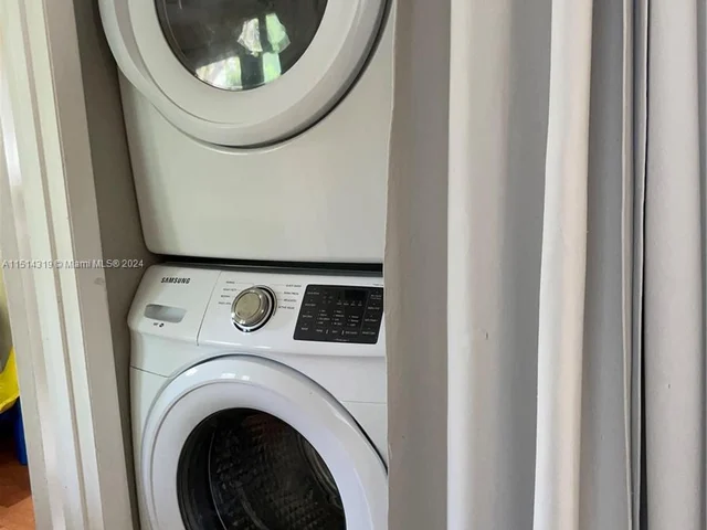 8027 Lagos De Campo Blvd # 4, Tamarac FL 33321