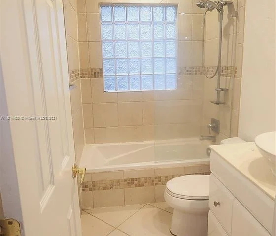 1423 Holly Heights Dr # 17, Fort Lauderdale FL 33304