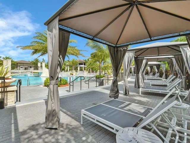 8195 NW 104th Ave # 2, Doral FL 33178