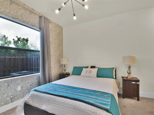 8195 NW 104th Ave # 2, Doral FL 33178