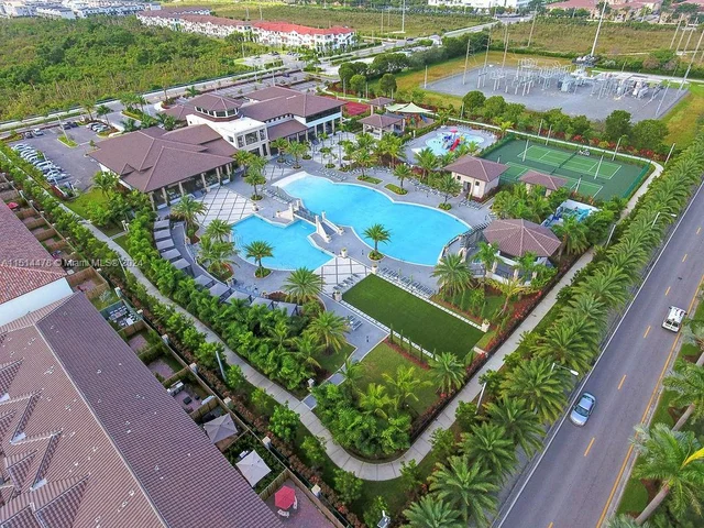 8195 NW 104th Ave # 2, Doral FL 33178