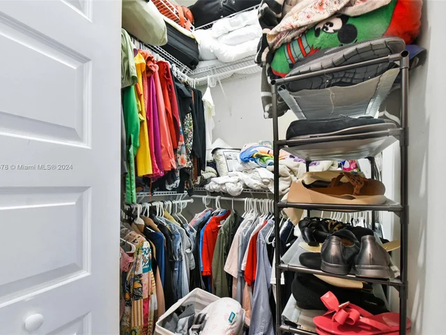 8195 NW 104th Ave # 2, Doral FL 33178