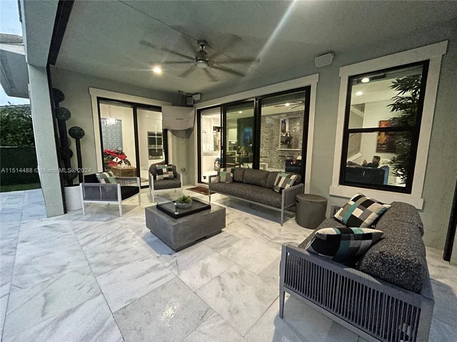 9203 NW 39th St, Coral Springs FL 33065