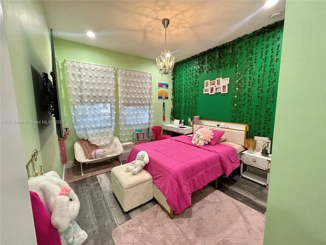 9203 NW 39th St, Coral Springs FL 33065