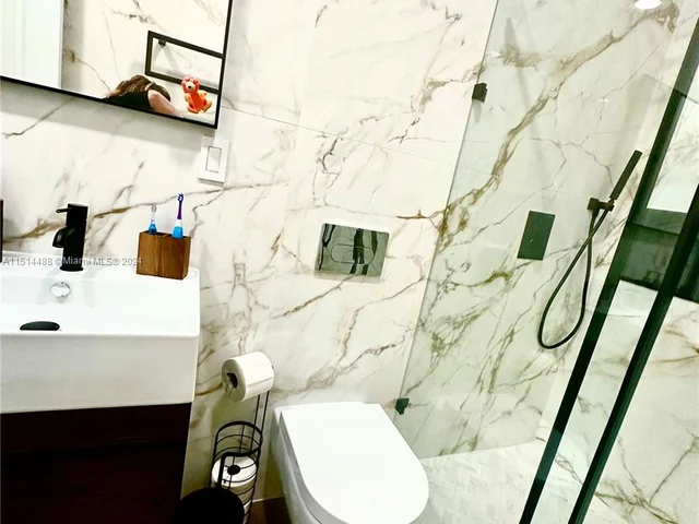 9203 NW 39th St, Coral Springs FL 33065