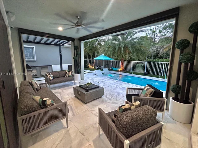 9203 NW 39th St, Coral Springs FL 33065