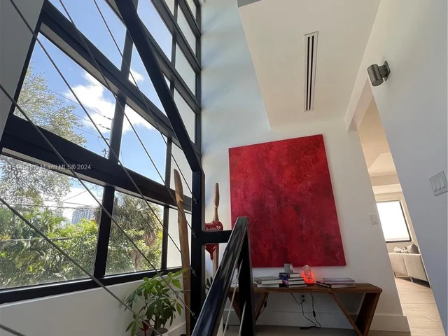 1014 NE 3rd St # 1, Fort Lauderdale FL 33301