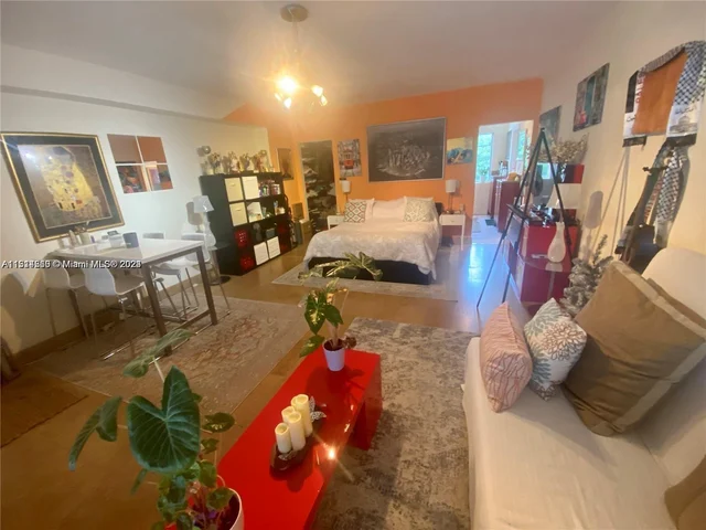 1241 14th St # 10, Miami Beach FL 33139