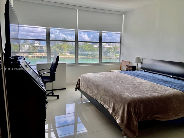 9101 E Bay Harbor Dr # 306, Bay Harbor Islands FL 33154