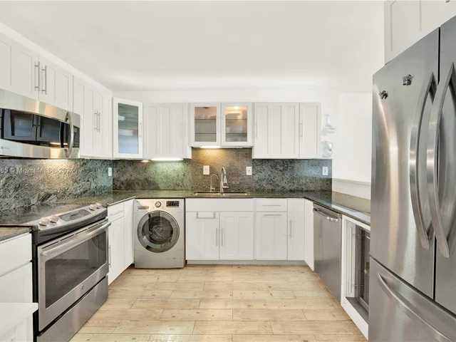 1865 Brickell Ave # A1011, Miami FL 33129