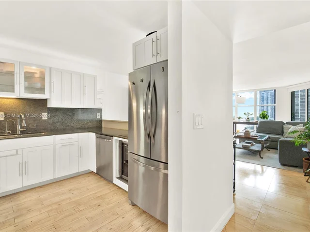 1865 Brickell Ave # A1011, Miami FL 33129