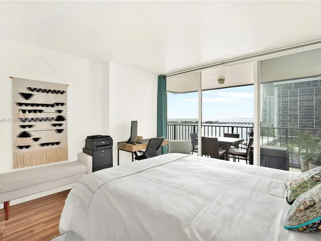 1865 Brickell Ave # A1011, Miami FL 33129