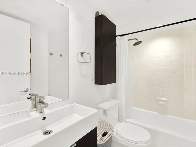 1865 Brickell Ave # A1011, Miami FL 33129