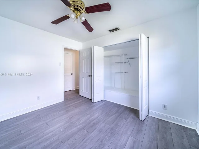 1360 NW 73rd Ave, Plantation FL 33313