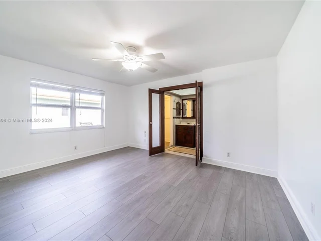 1360 NW 73rd Ave, Plantation FL 33313