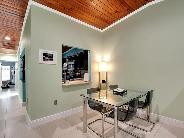 11426 NW 4th Ter # 11426, Sweetwater FL 33172