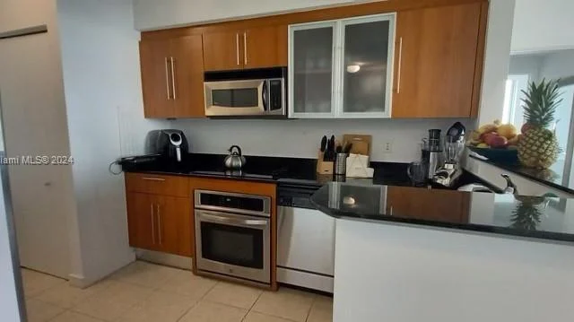 335 S Biscayne Blvd # 1012, Miami FL 33131