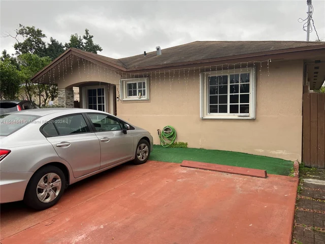 15607 NW 37th Pl, Miami Gardens FL 33054