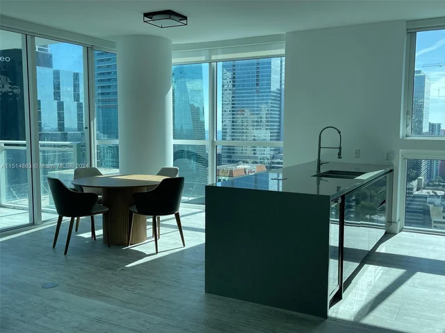 1080 Brickell Ave # 2700, Miami FL 33131