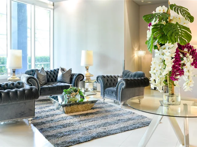 275 NE 18th St # 1002, Miami FL 33132