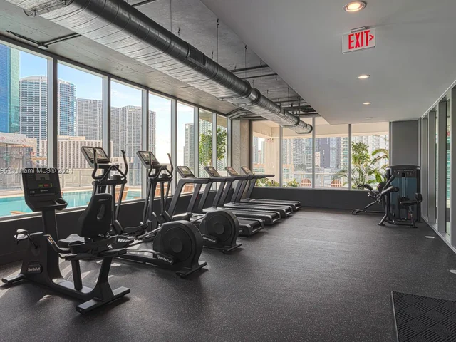 30 SW 1st St # 1706, Miami FL 33130