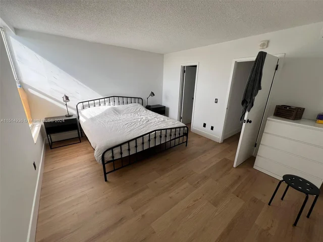 2020 NE 135th St # 504, North Miami FL 33181