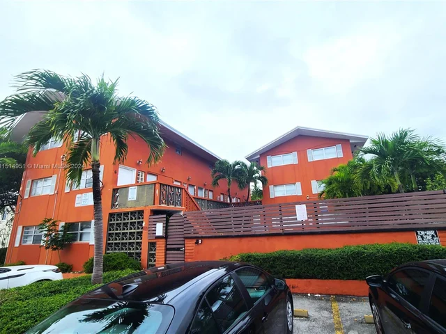 421 NE 68th St # 3, Miami FL 33138