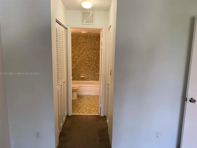 2771 Taft St # 207, Hollywood FL 33020