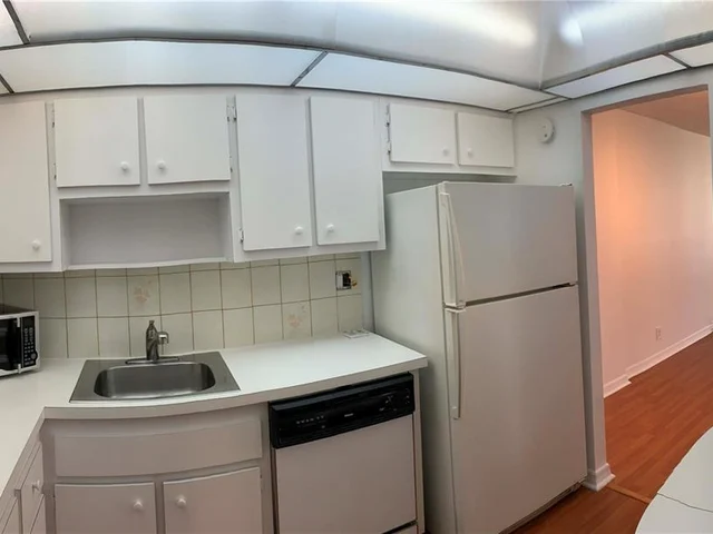 2771 Taft St # 207, Hollywood FL 33020