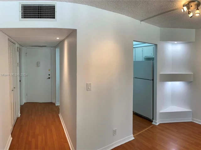 2771 Taft St # 207, Hollywood FL 33020