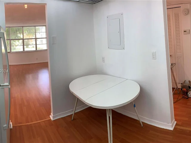 2771 Taft St # 207, Hollywood FL 33020