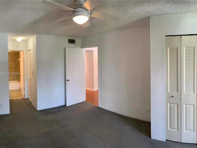 2771 Taft St # 207, Hollywood FL 33020