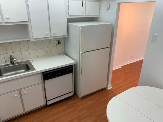 2771 Taft St # 207, Hollywood FL 33020