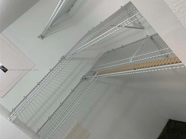 2771 Taft St # 207, Hollywood FL 33020