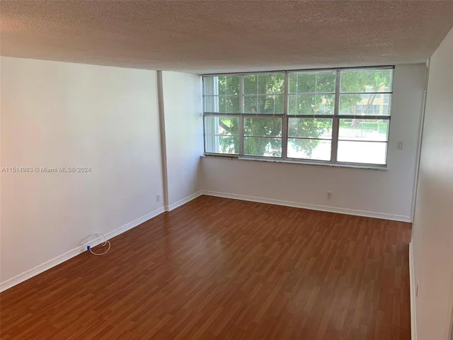 2771 Taft St # 207, Hollywood FL 33020