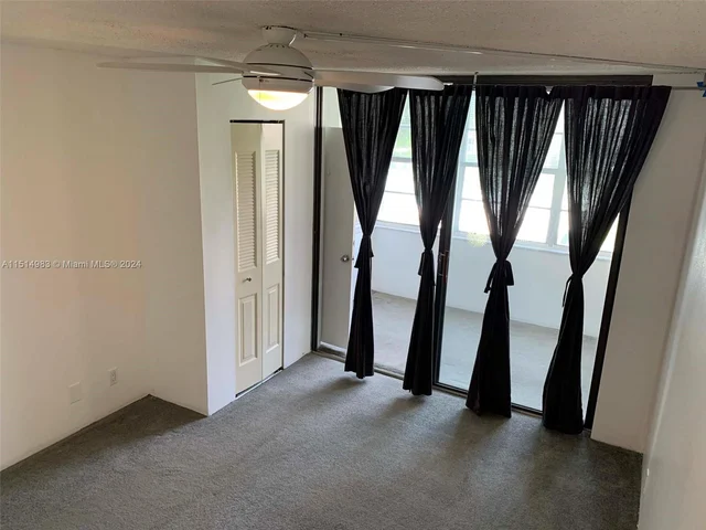 2771 Taft St # 207, Hollywood FL 33020