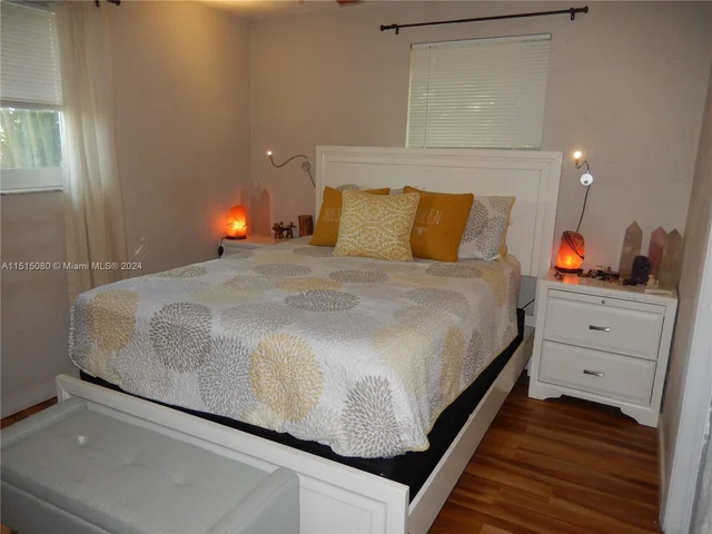 8000 NW 174th Ter, Hialeah FL 33015