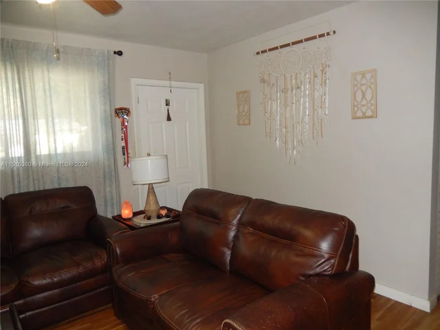 8000 NW 174th Ter, Hialeah FL 33015