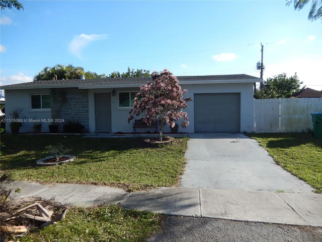 8000 NW 174th Ter, Hialeah FL 33015