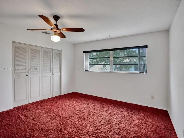 7361 SW 10th St, Plantation FL 33317