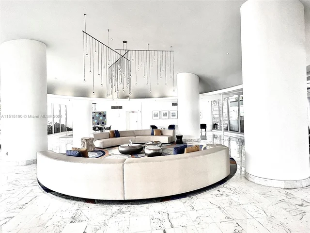 1000 West Ave # 1018, Miami Beach FL 33139