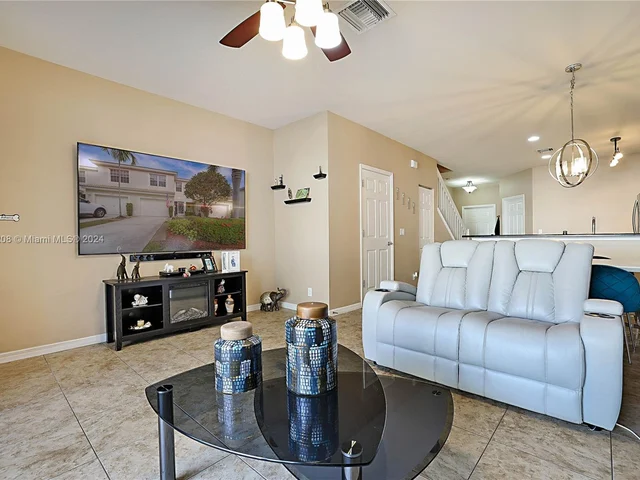 9681 Lago Dr # 9681, Boynton Beach FL 33472