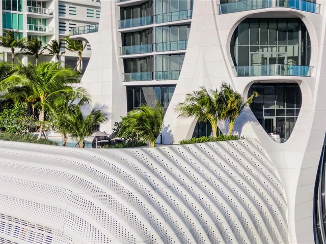 1000 Biscayne Blvd # 1202, Miami FL 33132